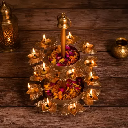 KASHFI LAYER KAMAL DIYA URLI STAND