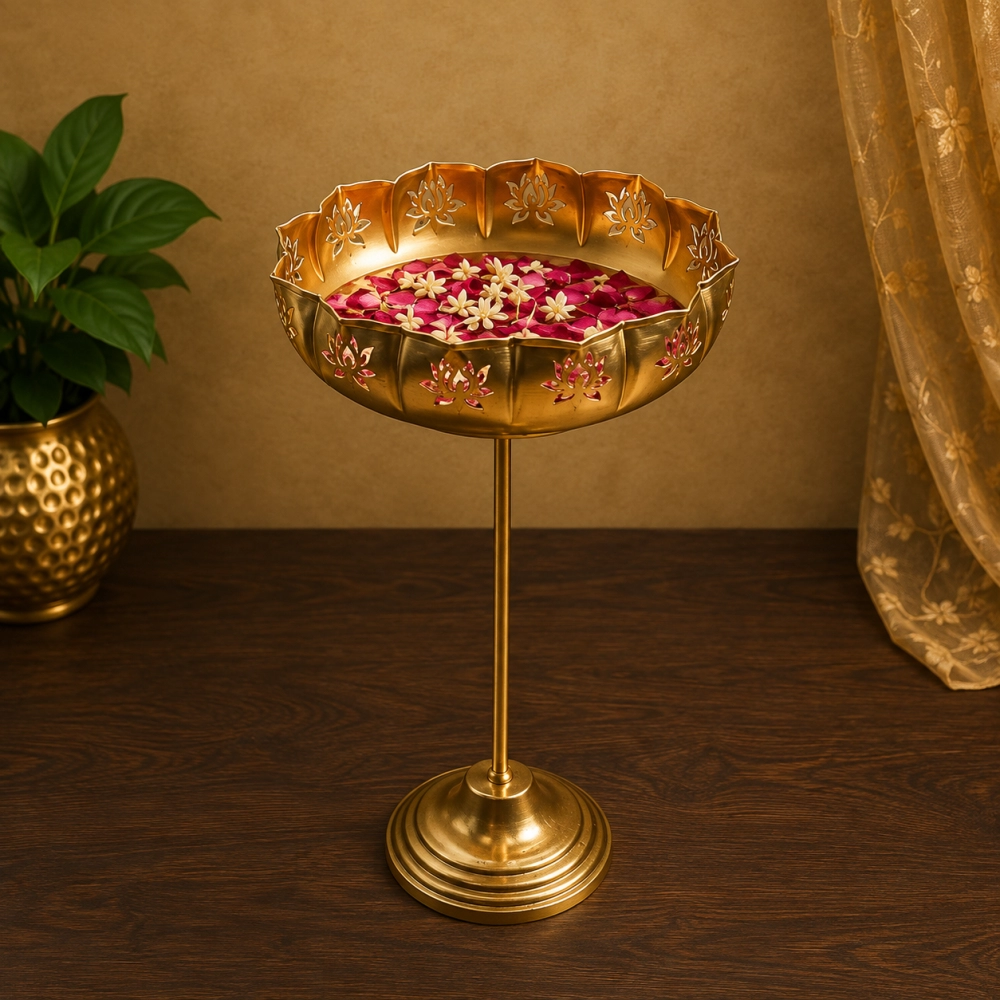 Standing Lotus Aura Pedestal Urli