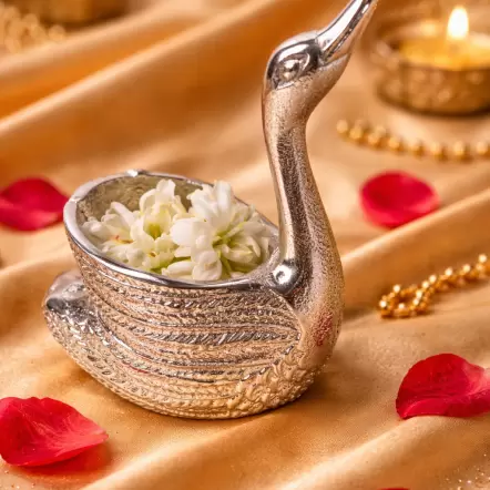 Silver Swan Decorative Bowl