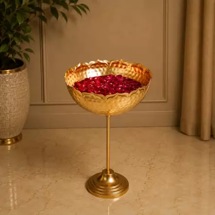 Meher Taj Bowl Stand Urli