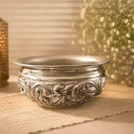 Silver Floral Engraved Decorative Bowl Candle