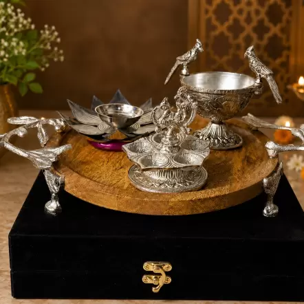 Luxury Festive Gifting Hamper Tray Set