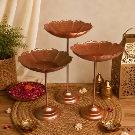 STANDING ROSE GOLD URLI